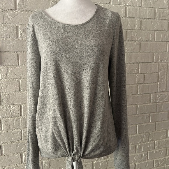 IZ BYER Sweater New - Picture 4 of 13